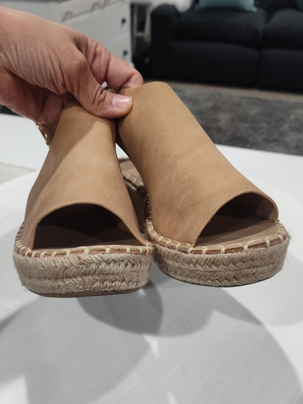 Catherine Malandrino Cirkly Wedges In Size 8 - Picture 9 of 11